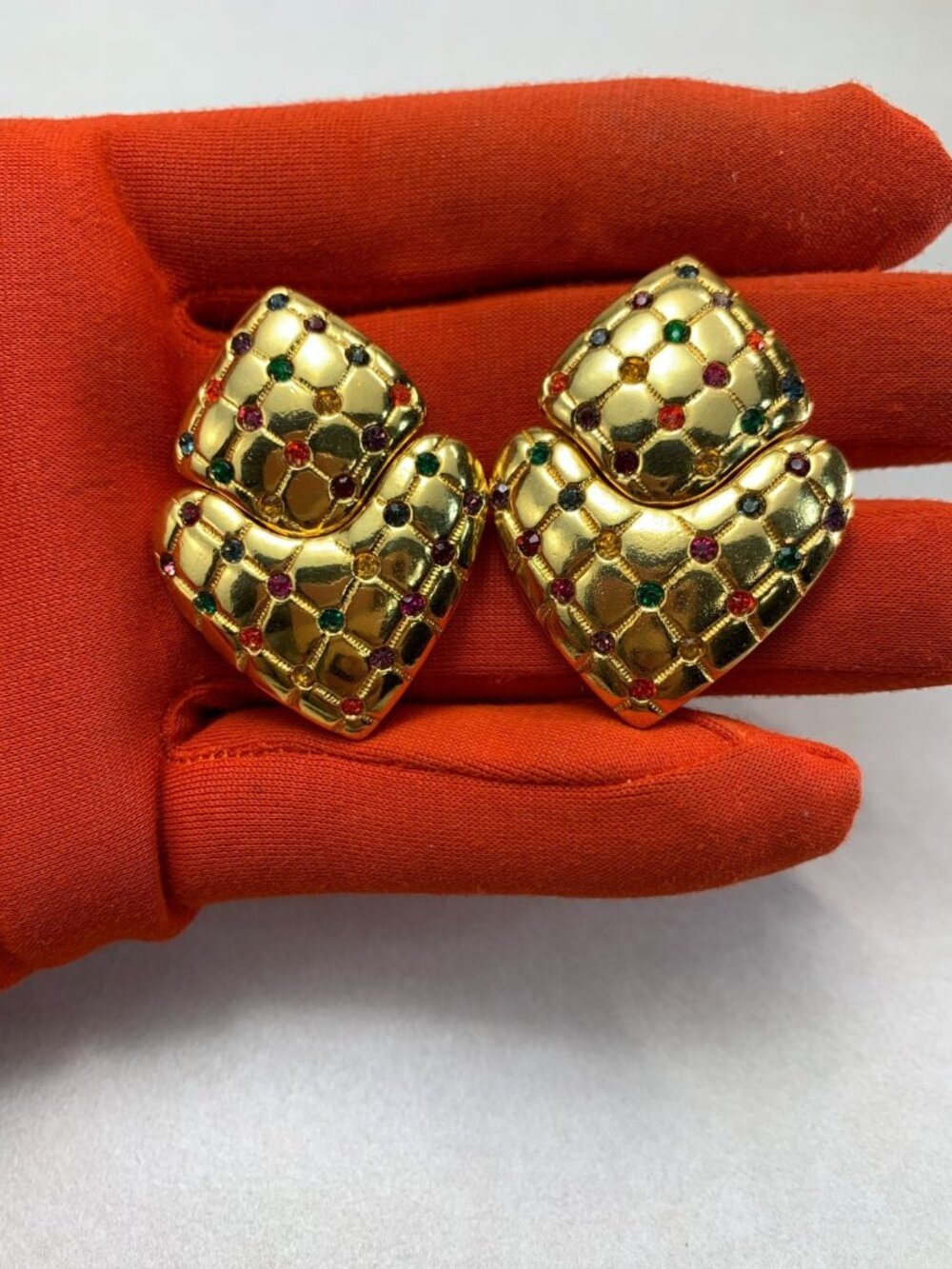 Vintage Stunning Blanca Gold Tone Rhinestone Heart Clip On Statement Earrings